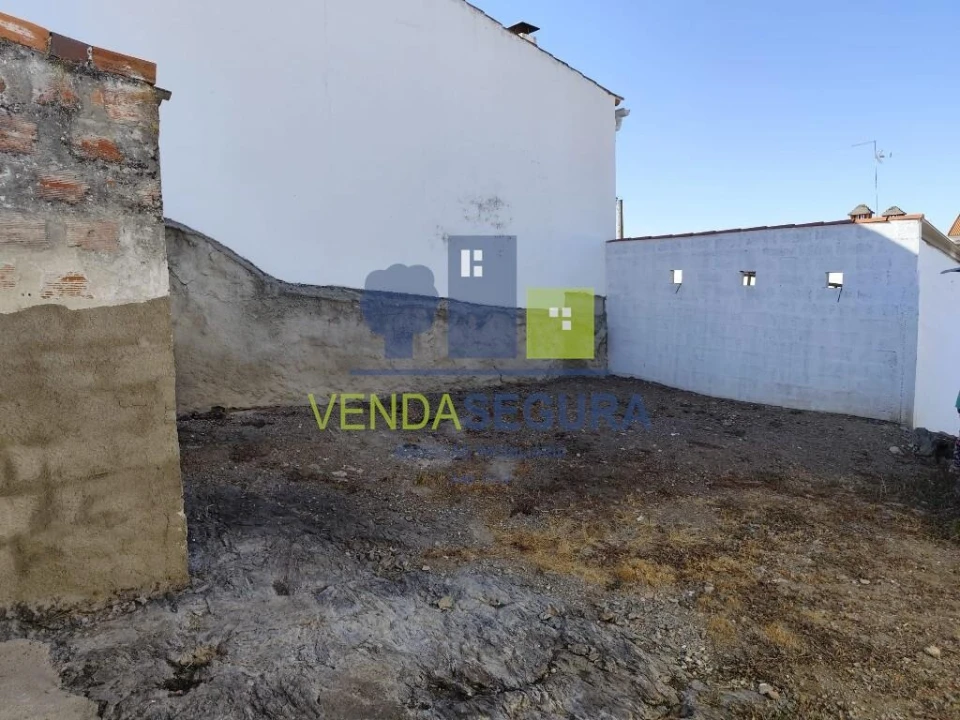 Moradia T4 para Venda em Safara e Santo Aleixo da Restauração Foto 29