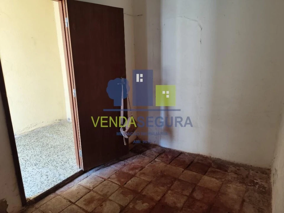 Moradia T4 para Venda em Safara e Santo Aleixo da Restauração Foto 18