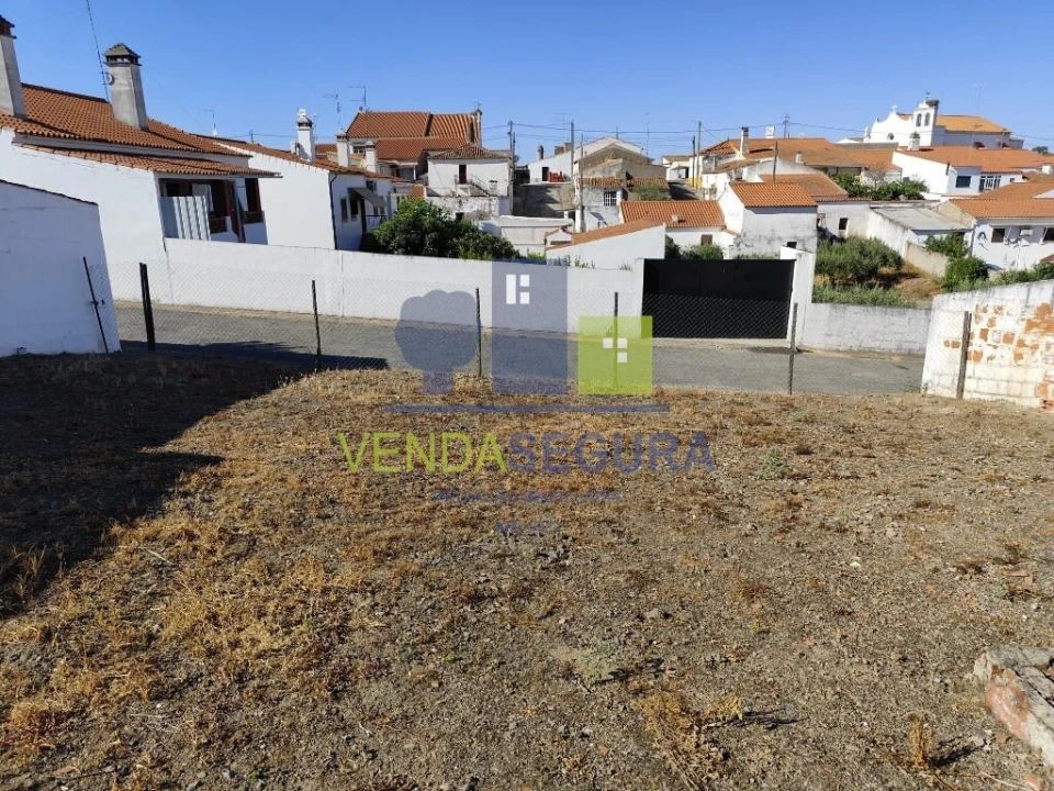 Moradia T4 para Venda em Safara e Santo Aleixo da Restauração Foto 36