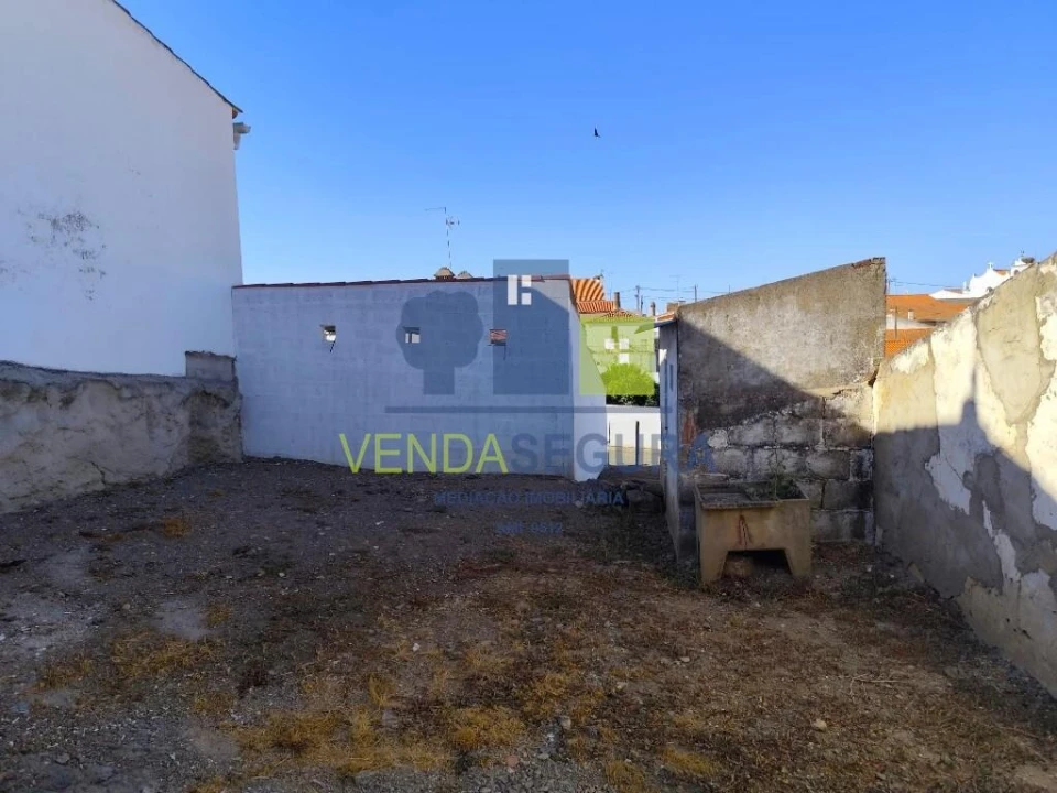 Moradia T4 para Venda em Safara e Santo Aleixo da Restauração Foto 30