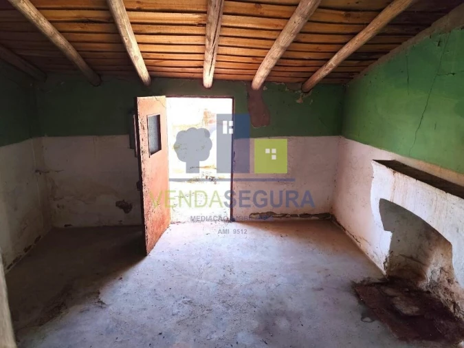 Moradia T4 para Venda em Safara e Santo Aleixo da Restauração Foto 7