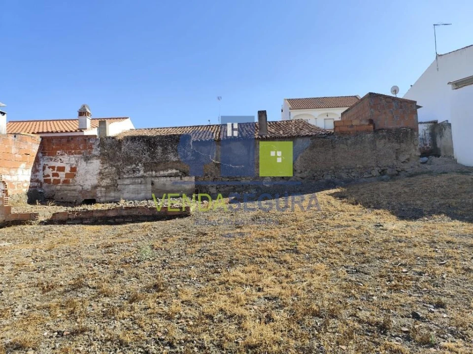 Moradia T4 para Venda em Safara e Santo Aleixo da Restauração Foto 34