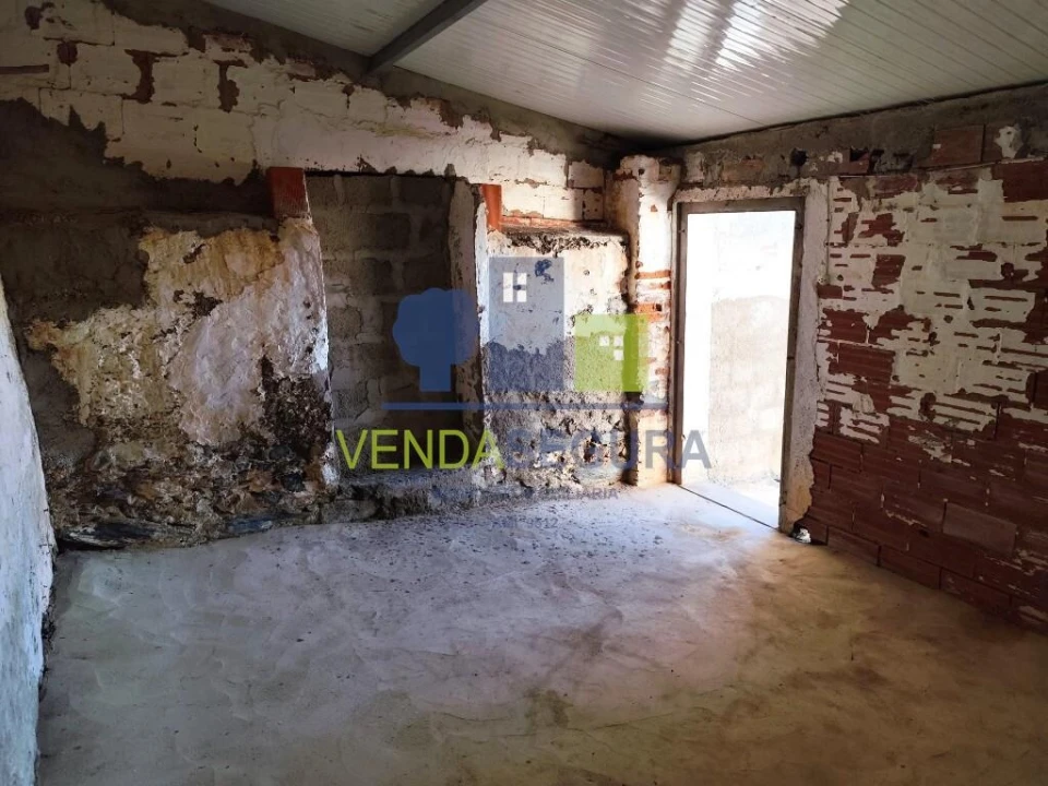 Moradia T4 para Venda em Safara e Santo Aleixo da Restauração Foto 28