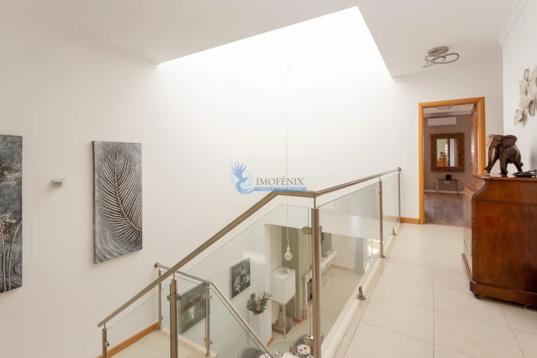 Moradia T4 para Venda em Albufeira e Olhos de Água Foto 17