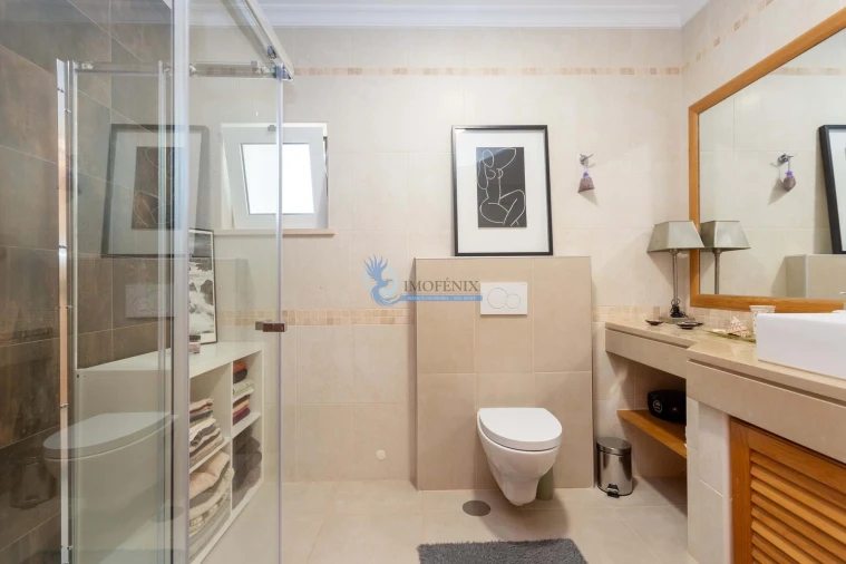 Moradia T4 para Venda em Albufeira e Olhos de Água Foto 22