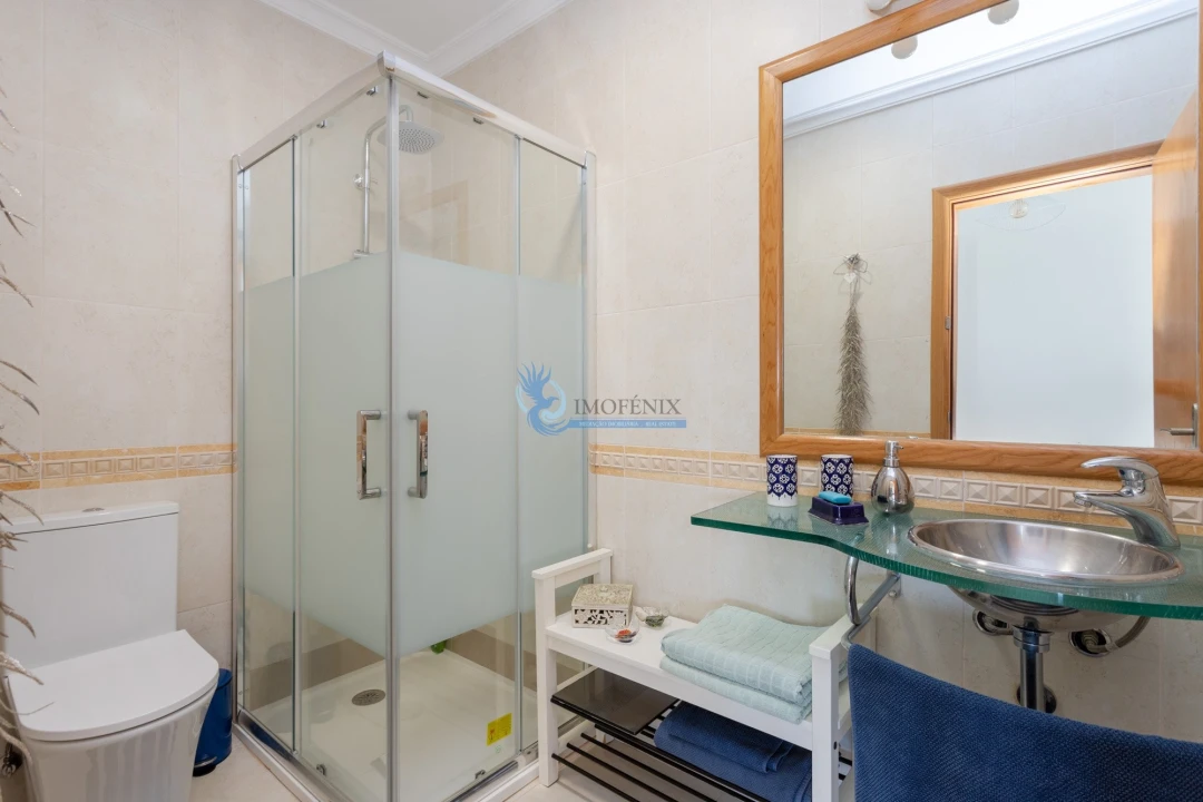 Moradia T4 para Venda em Albufeira e Olhos de Água Foto 18