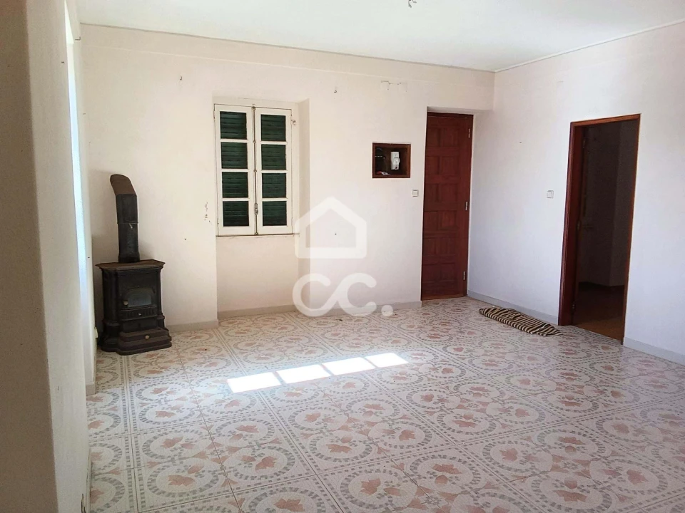 Moradia T5 para Venda em Vermelha Foto 32