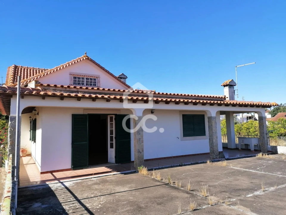 Moradia T5 para Venda em Vermelha Foto 26