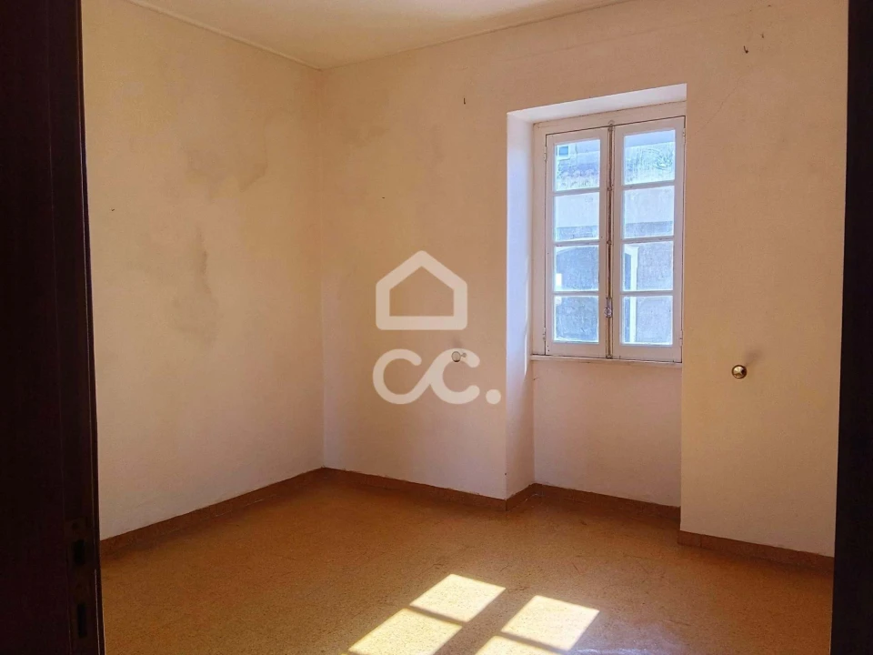 Moradia T5 para Venda em Vermelha Foto 30