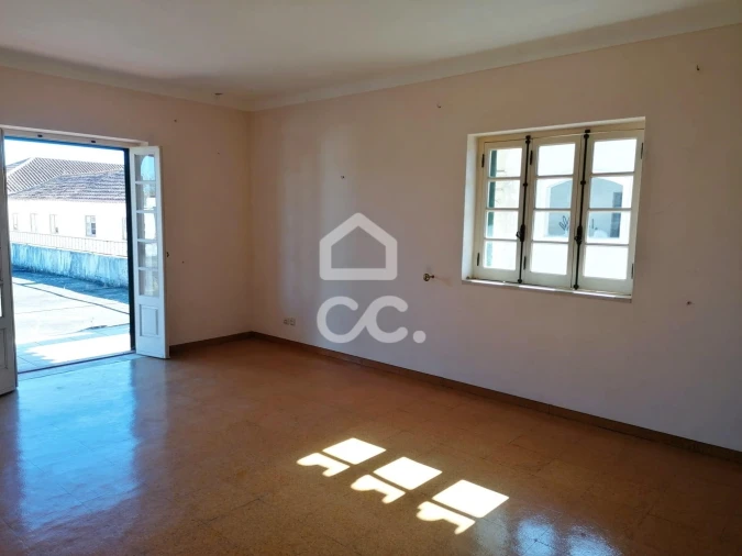 Moradia T5 para Venda em Vermelha Foto 24