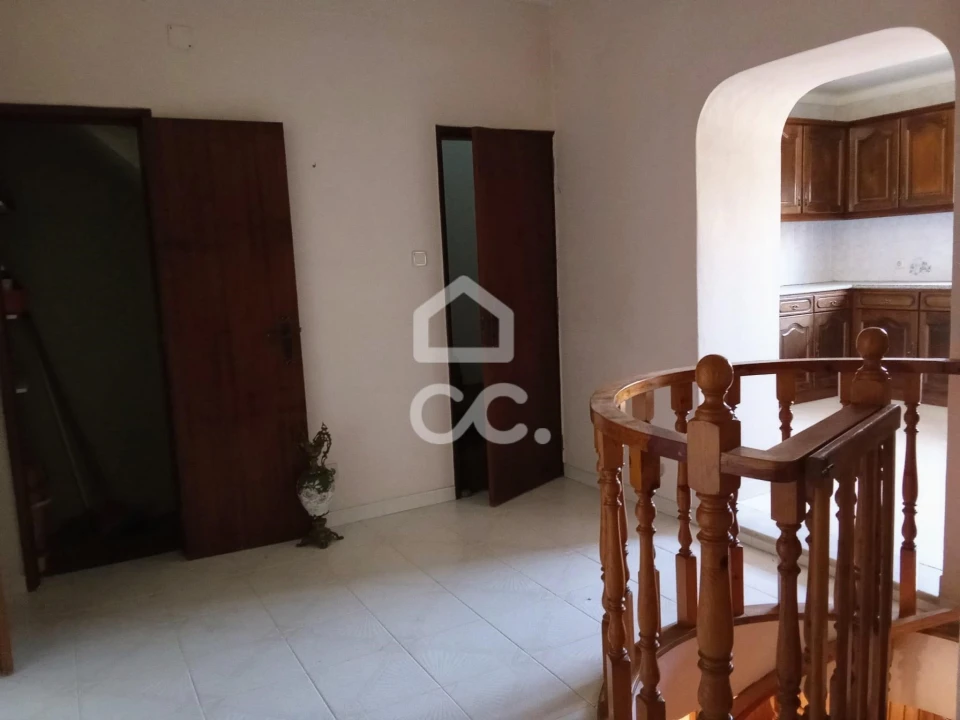 Moradia T5 para Venda em Vermelha Foto 13