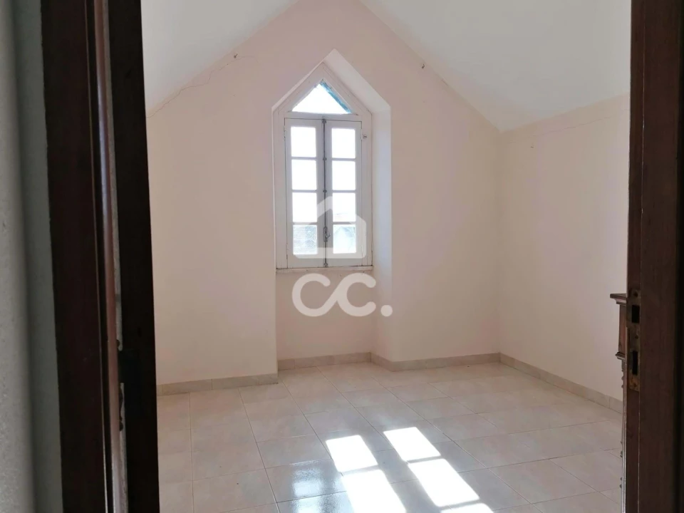 Moradia T5 para Venda em Vermelha Foto 35