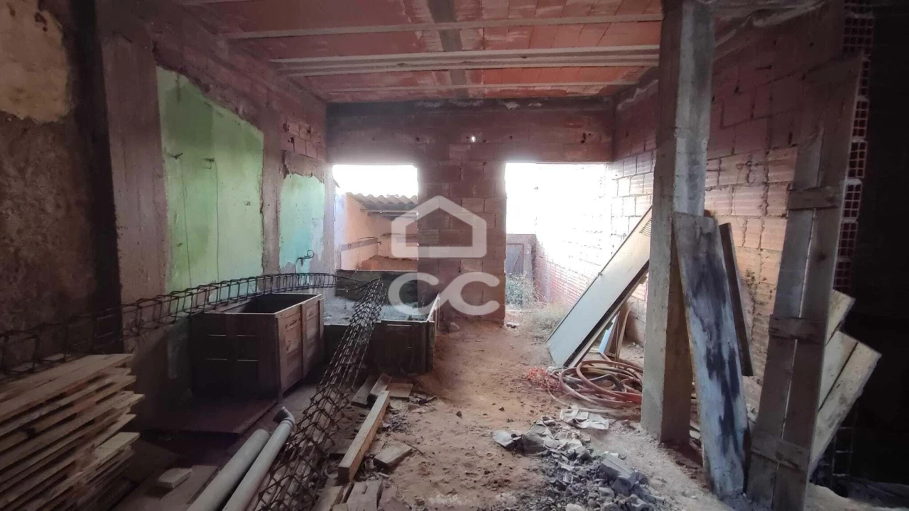 Moradia T4 para Venda em Baleizão Foto 7