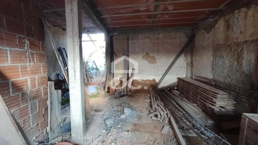 Moradia T4 para Venda em Baleizão Foto 3