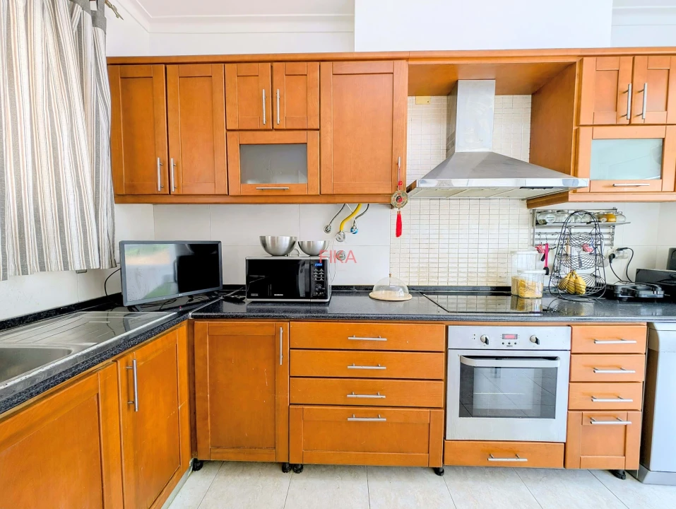 Apartamento T2 para Venda em Seixal Foto 7