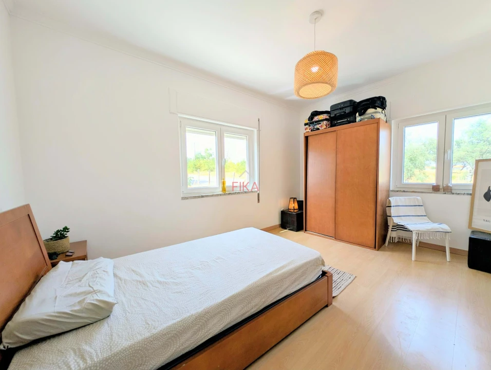 Apartamento T2 para Venda em Seixal Foto 17