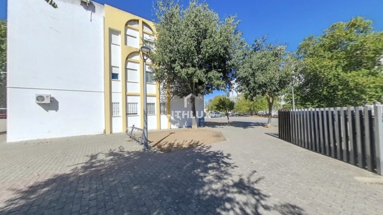 Apartamento T3 para Venda em São Bras e São Lourenço Foto 2