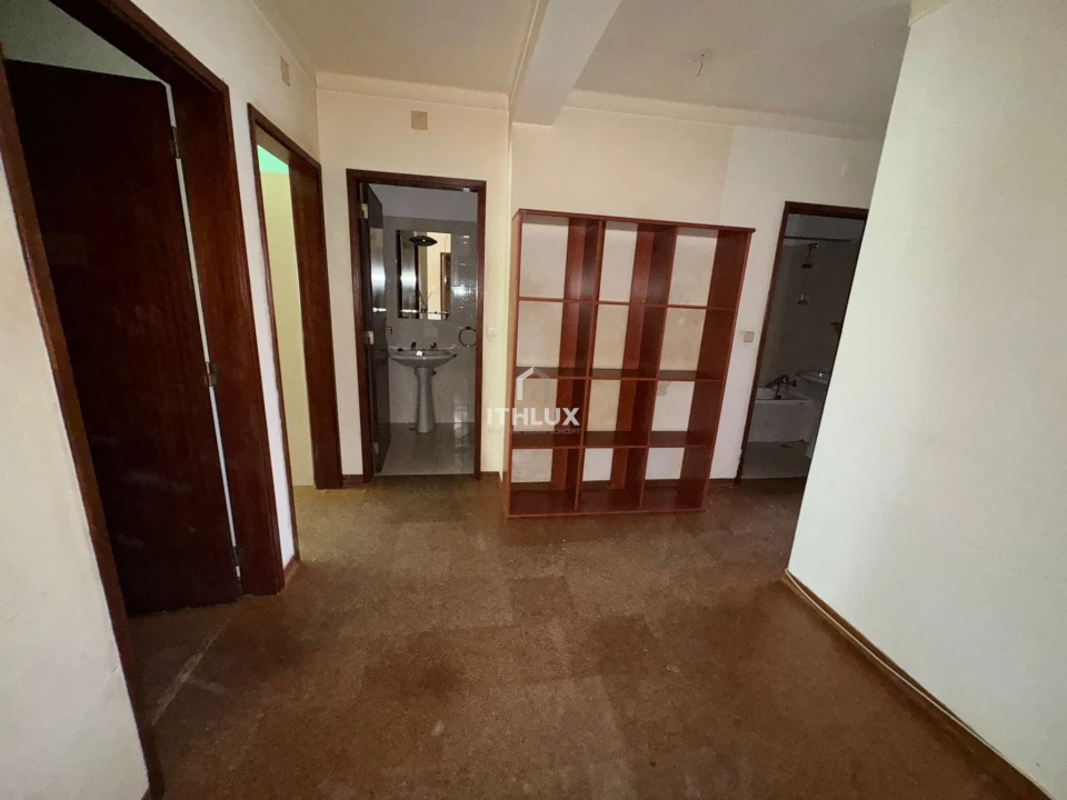 Apartamento T3 para Venda em São Bras e São Lourenço Foto 12