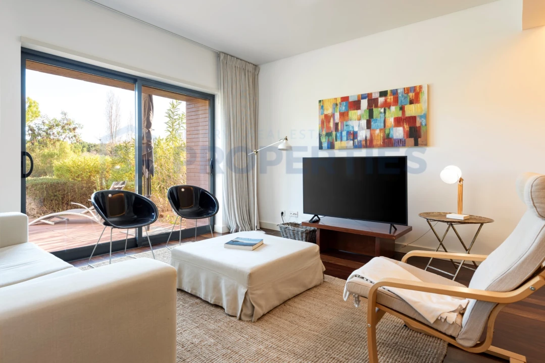 Apartamento T1 para Venda em Quarteira Foto 6