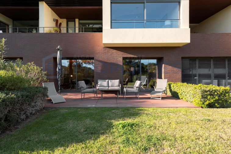 Apartamento T1 para Venda em Quarteira Foto 20