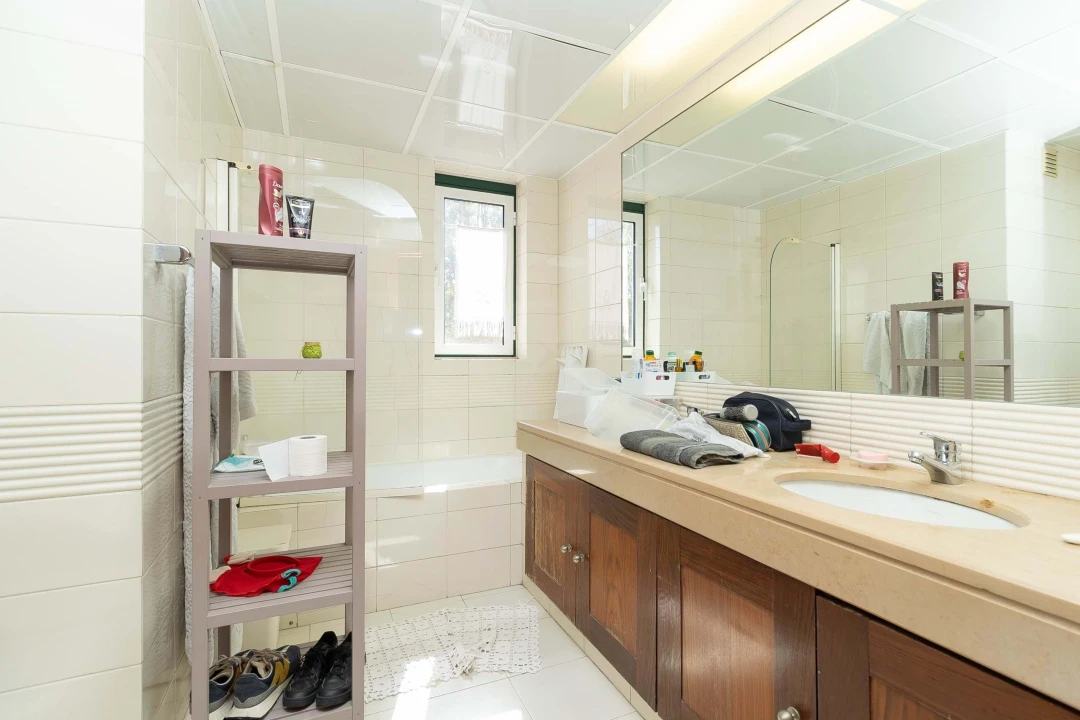 Apartamento T4 para Venda em Carnide Foto 11