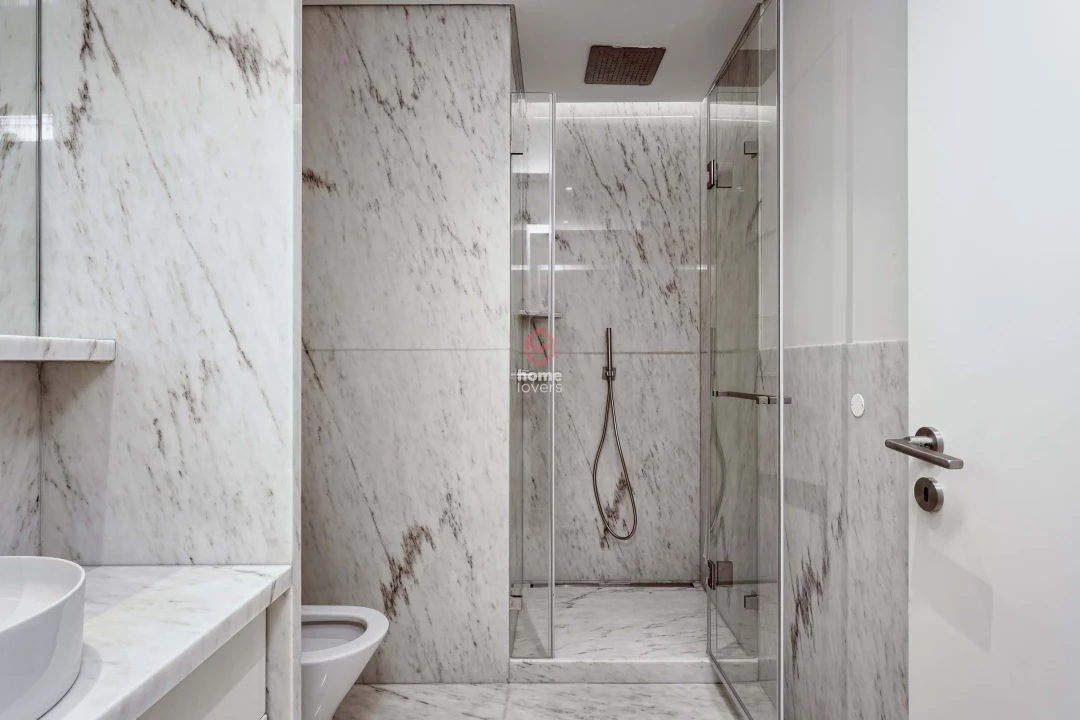 Apartamento T1 para Venda em Avenidas Novas Foto 9