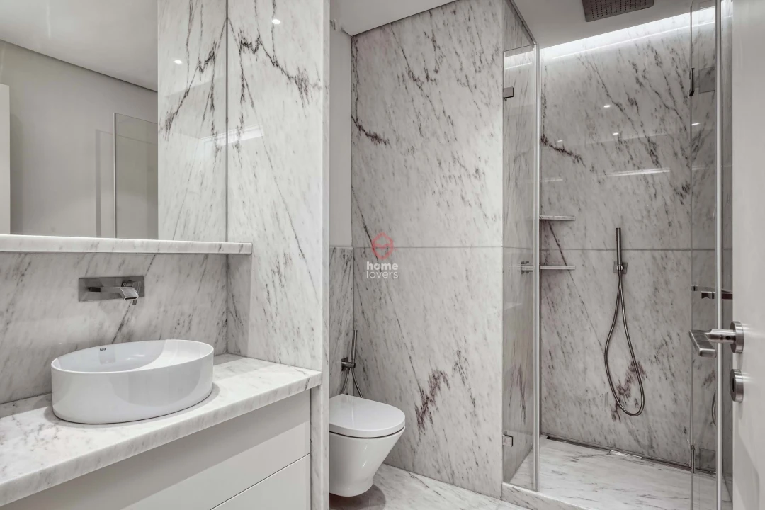 Apartamento T1 para Venda em Avenidas Novas Foto 8