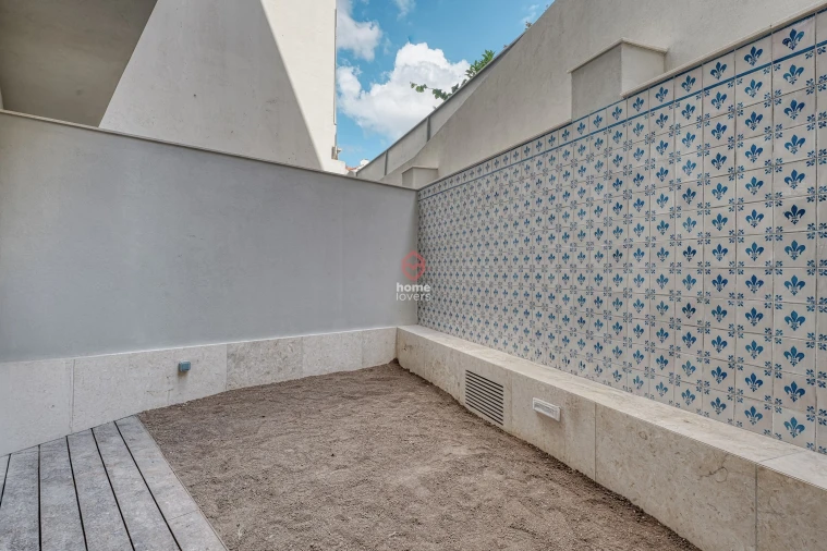 Apartamento T1 para Venda em Avenidas Novas Foto 3