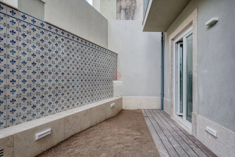 Apartamento T1 para Venda em Avenidas Novas Foto 5