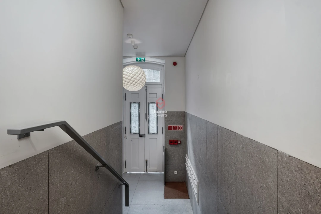 Apartamento T1 para Venda em Avenidas Novas Foto 20