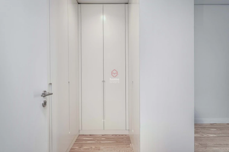 Apartamento T1 para Venda em Avenidas Novas Foto 11