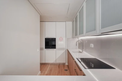 Apartamento T2 para Venda em Avenidas Novas