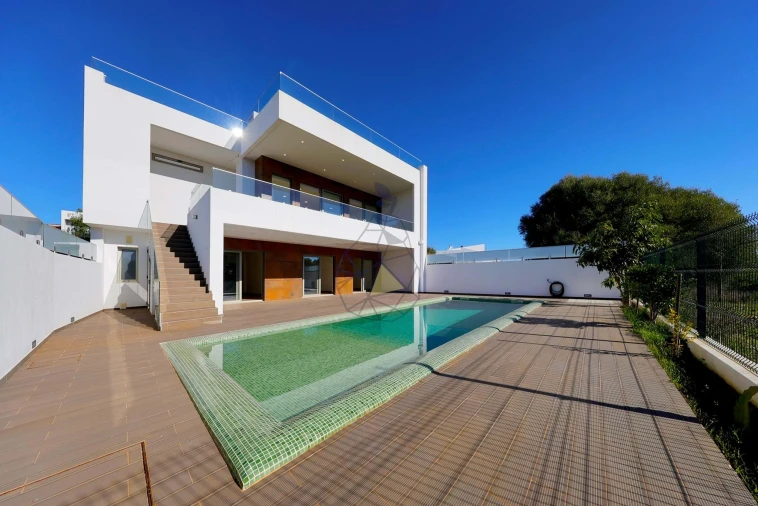 Moradia T3 para Venda em Mexilhoeira Grande