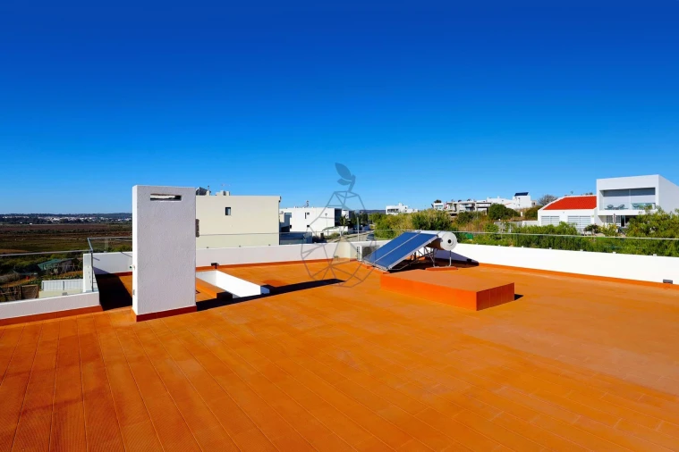 Moradia T3 para Venda em Mexilhoeira Grande Foto 47