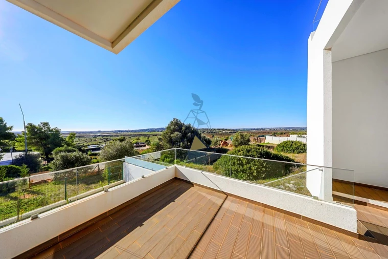 Moradia T3 para Venda em Mexilhoeira Grande Foto 12