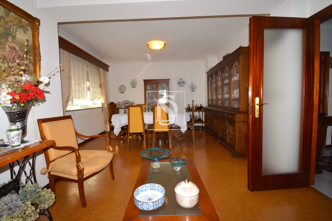 Moradia T3 para Venda em Samil Foto 18