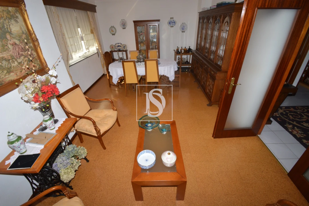 Moradia T3 para Venda em Samil Foto 19