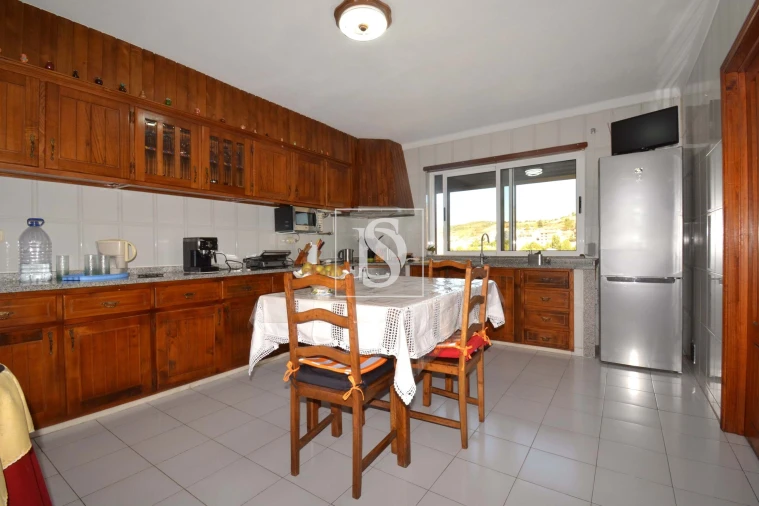 Moradia T3 para Venda em Samil Foto 16