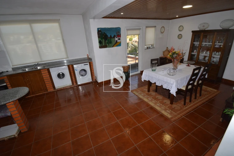 Moradia T3 para Venda em Samil Foto 22