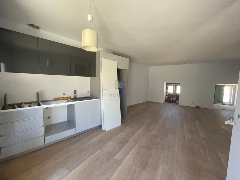 Moradia T4 para Venda em Nossa Senhora das Misericordias Foto 3