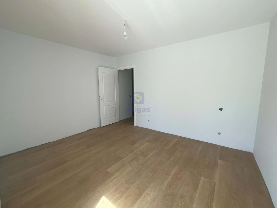 Moradia T4 para Venda em Nossa Senhora das Misericordias Foto 13