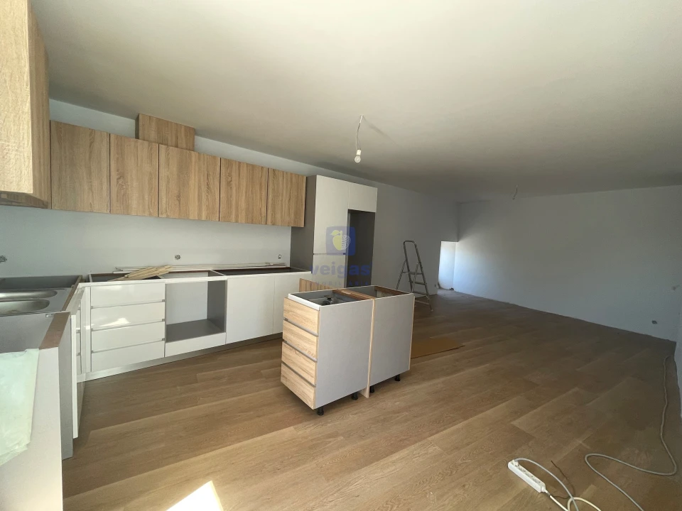 Moradia T4 para Venda em Nossa Senhora das Misericordias Foto 8