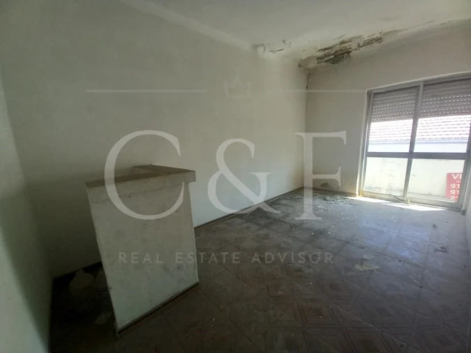 Apartamento T1 para Venda em Baixa da Banheira e Vale da Amoreira Foto 2