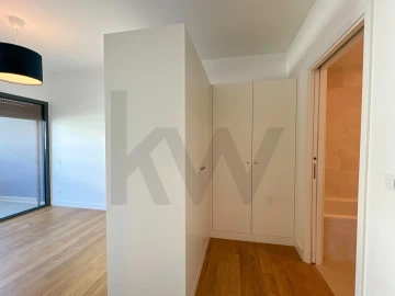 Apartamento T2 para Venda em Faro (Sé e São Pedro)