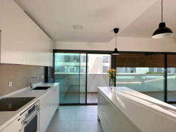 Apartamento T2 para Venda em Faro (Sé e São Pedro)
