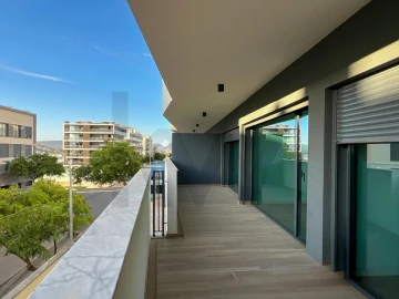 Apartamento T2 para Venda em Faro (Sé e São Pedro)
