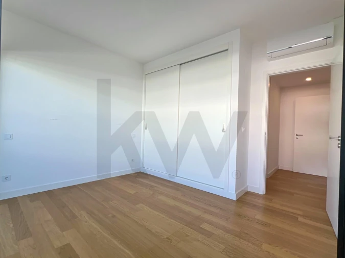 Apartamento T2 para Venda em Faro (Sé e São Pedro) Foto 22