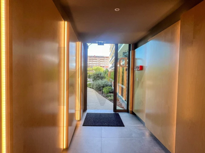 Apartamento T2 para Venda em Faro (Sé e São Pedro) Foto 8