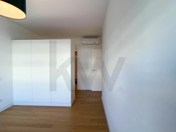Apartamento T2 para Venda em Faro (Sé e São Pedro) Foto 29
