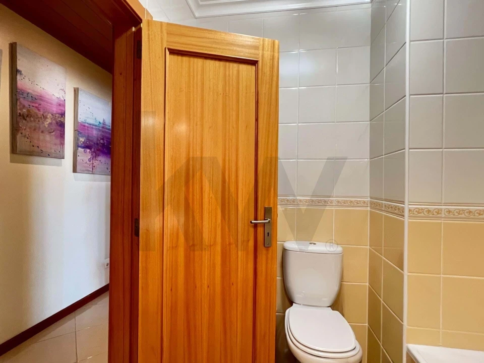 Apartamento T3 para Venda em Portimão Foto 21